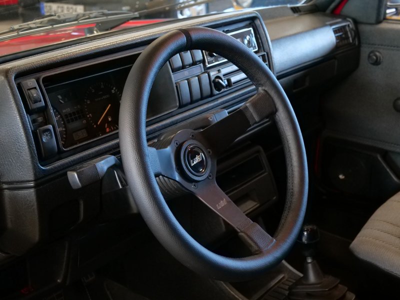 Preview: Luisi Mirage Corsa Sportlenkrad Leder schwarz / schwarz geschüsselt & TÜV Prüfbericht